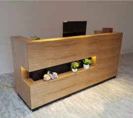Receptionsbord Dale træ mdf